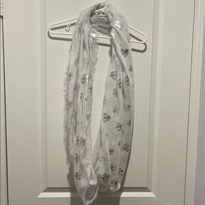 BCBG White and Silver Patterned Scarf